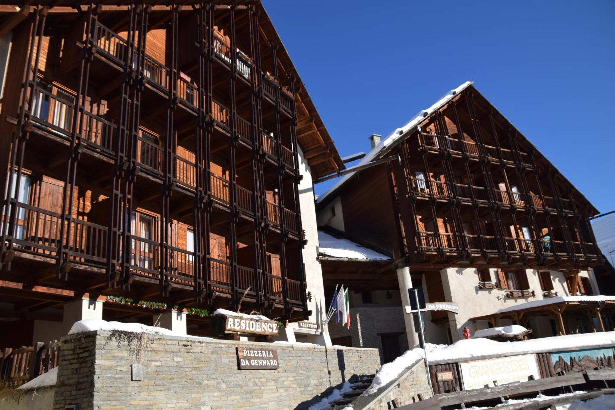 Grange Hike & Ski Sestriere Apartments Exterior foto